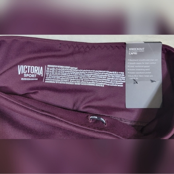 Victoria Sport Bundle! The Player Mesh Sports Bra and Knockout Leggings XSmall - Picture 7 of 8